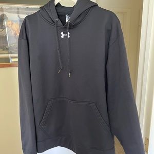 Under Armour Sweatshirt